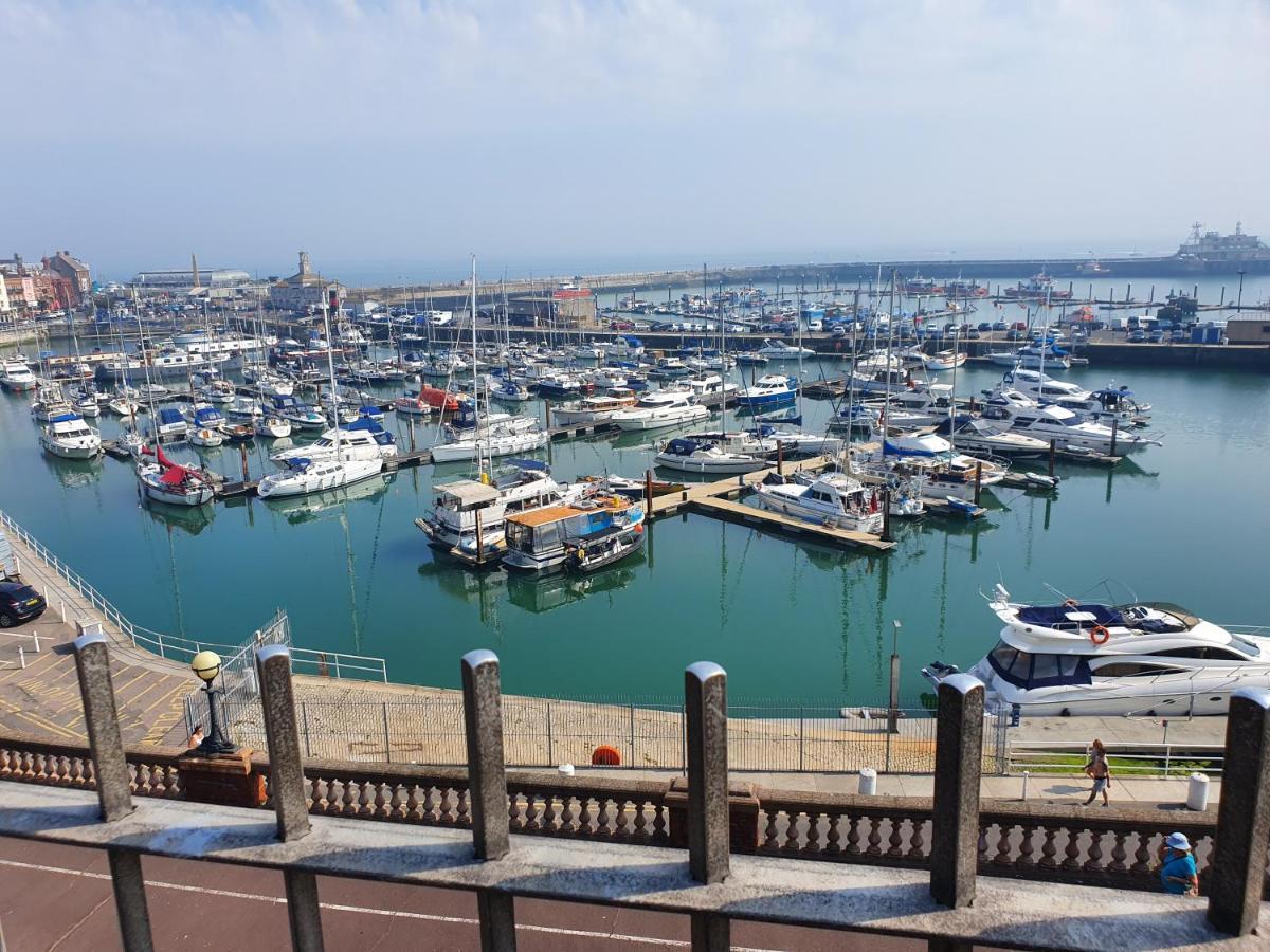 Marina Place Apartman Ramsgate Kültér fotó